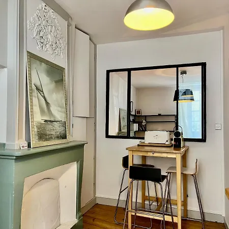 A 1 Avec Parking * La Rochelle (Charente-Maritime)